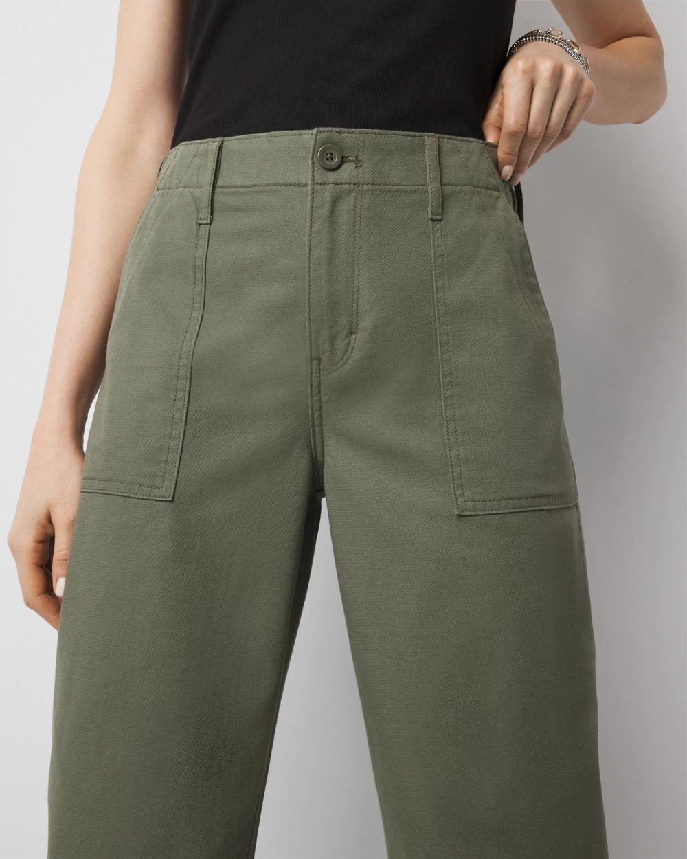 Petite High-Rise Pret Relaxed Utility Ankle Pant | White